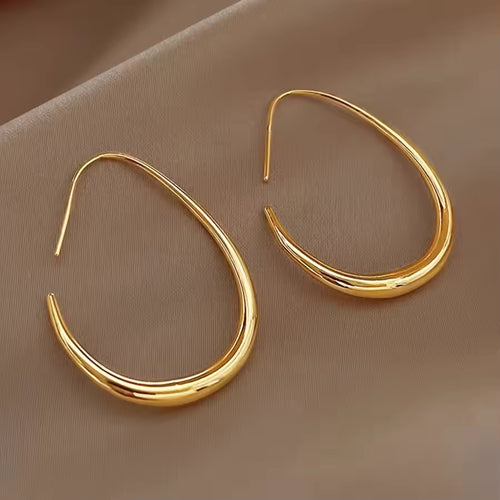 18K Gold Plated Glossy Water Drop Hoop Earrings – Minimalist Vintage Elegance
